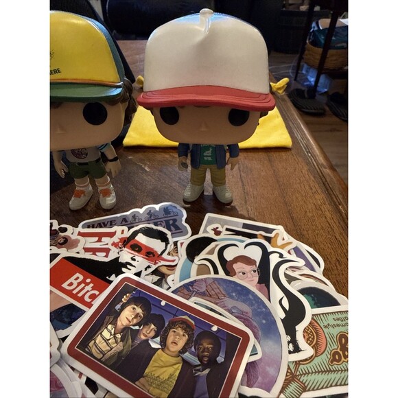 STRANGER THINGS BUNDLE of 4 Dustin Funkos-1 Hardcover Book-1 Hat-95 Stickers - Picture 5 of 9